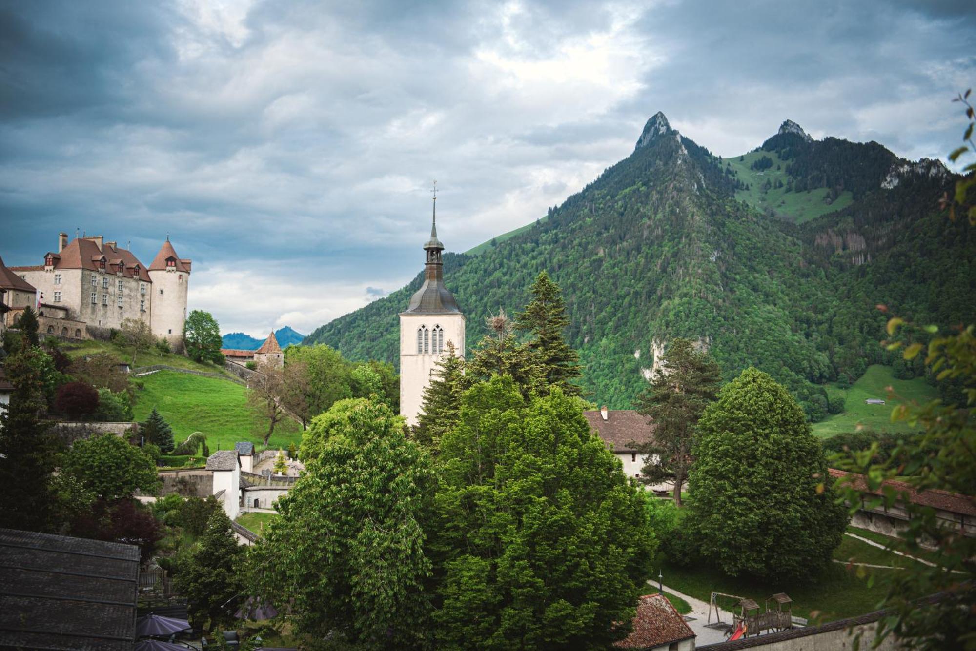 Le Saint Georges Hotel Gruyeres Exterior photo